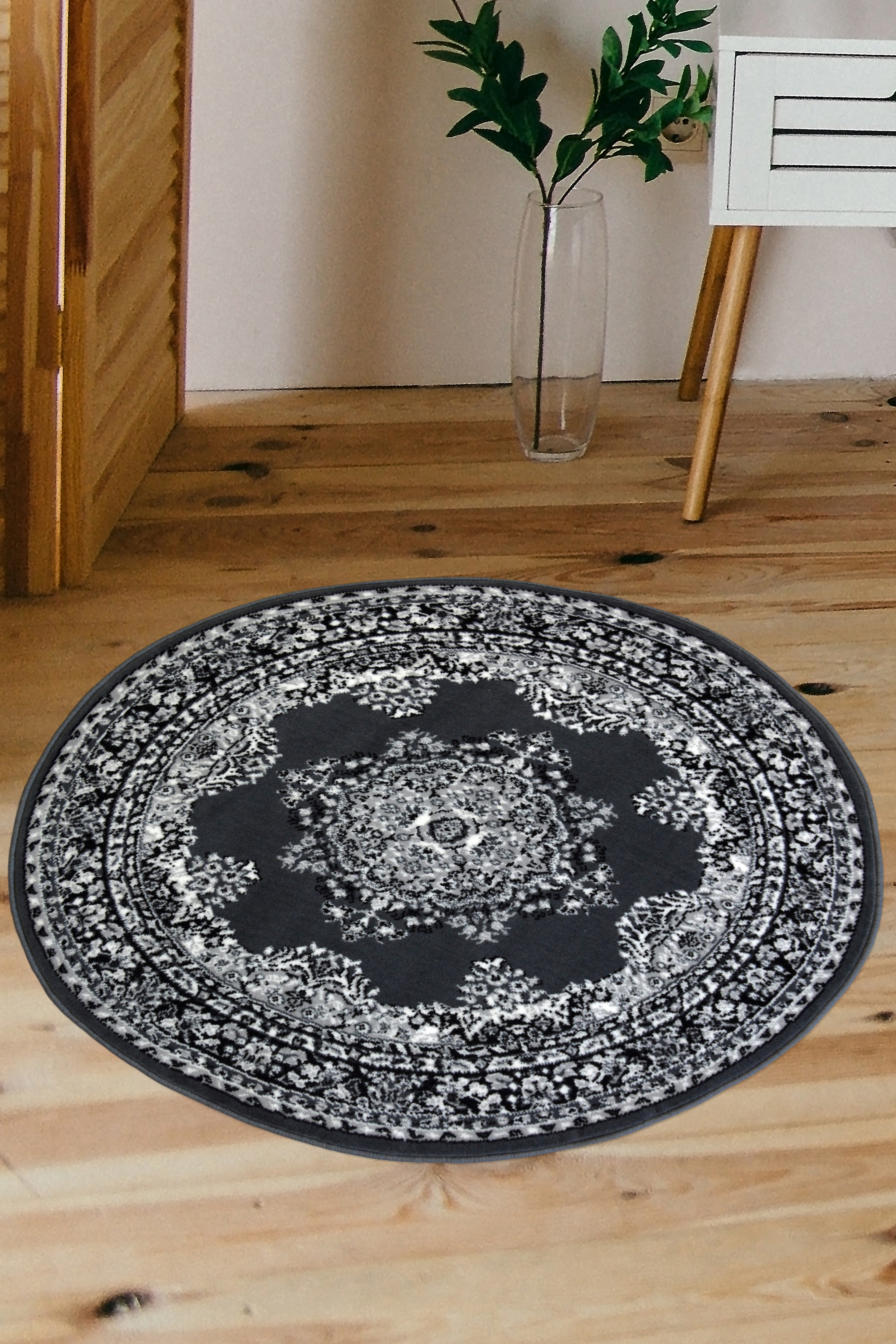 Traditioneller Wohnzimmerteppich – Retro-Stil