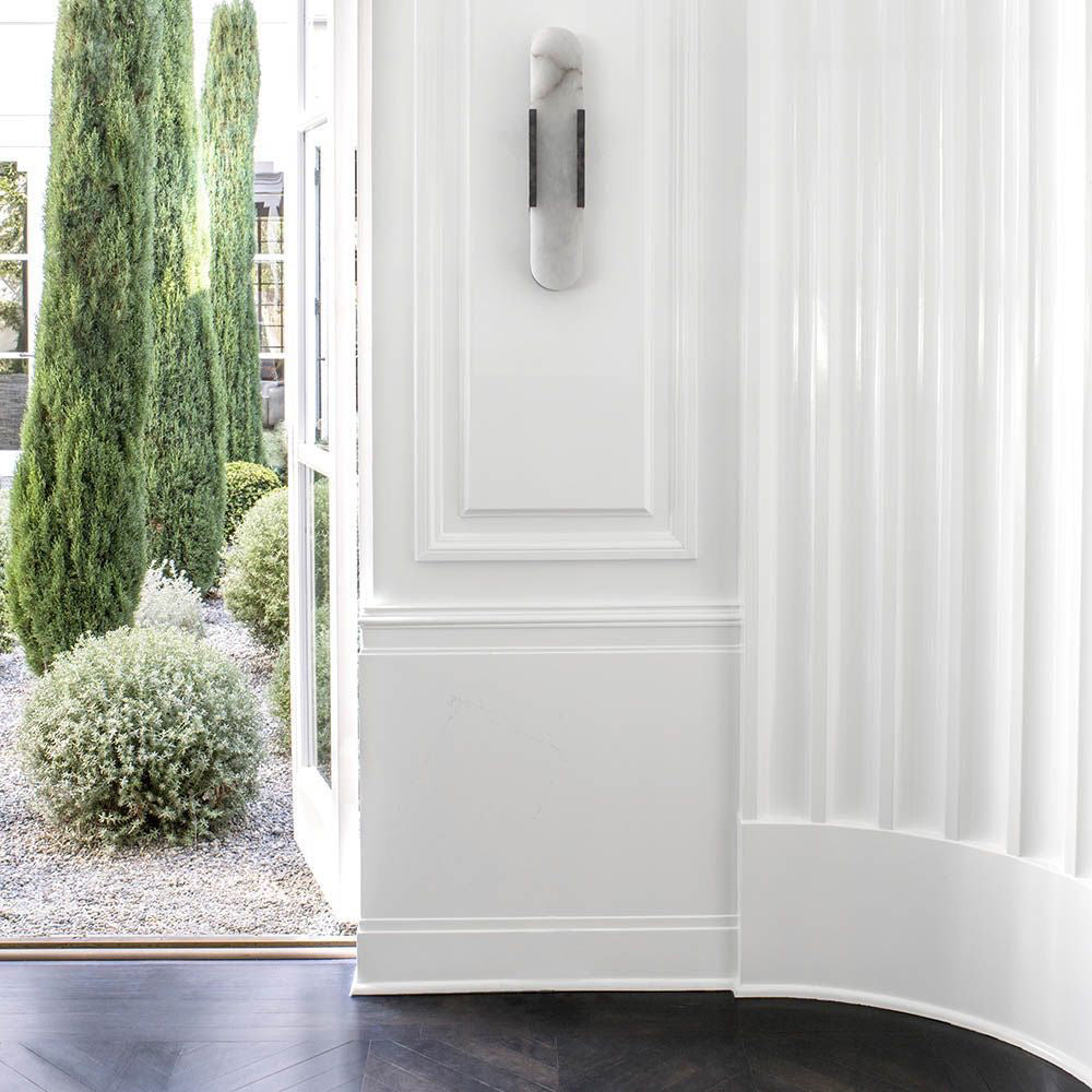 Langlebige Alabaster-Wandlampe Mit Modernem Look