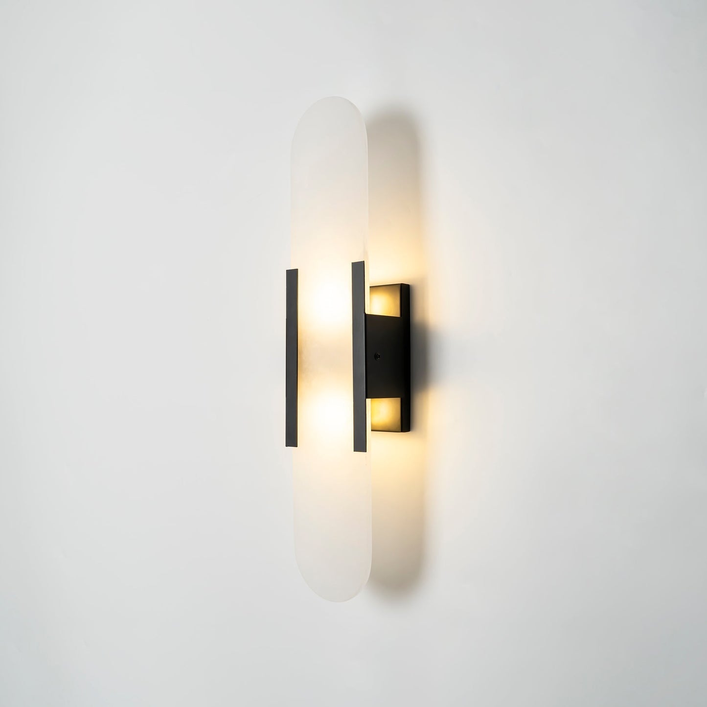 Langlebige Alabaster-Wandlampe Mit Modernem Look