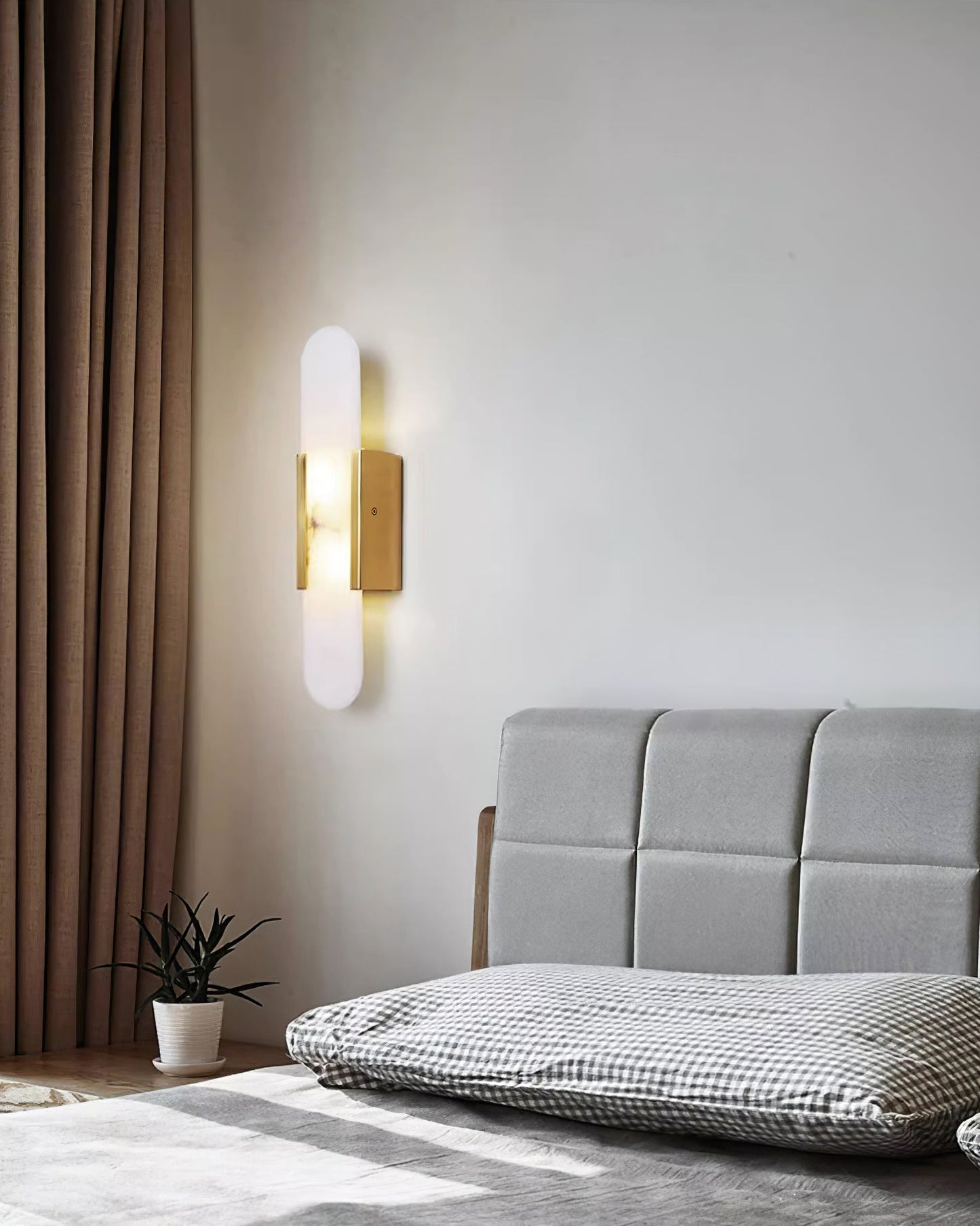 Langlebige Alabaster-Wandlampe Mit Modernem Look
