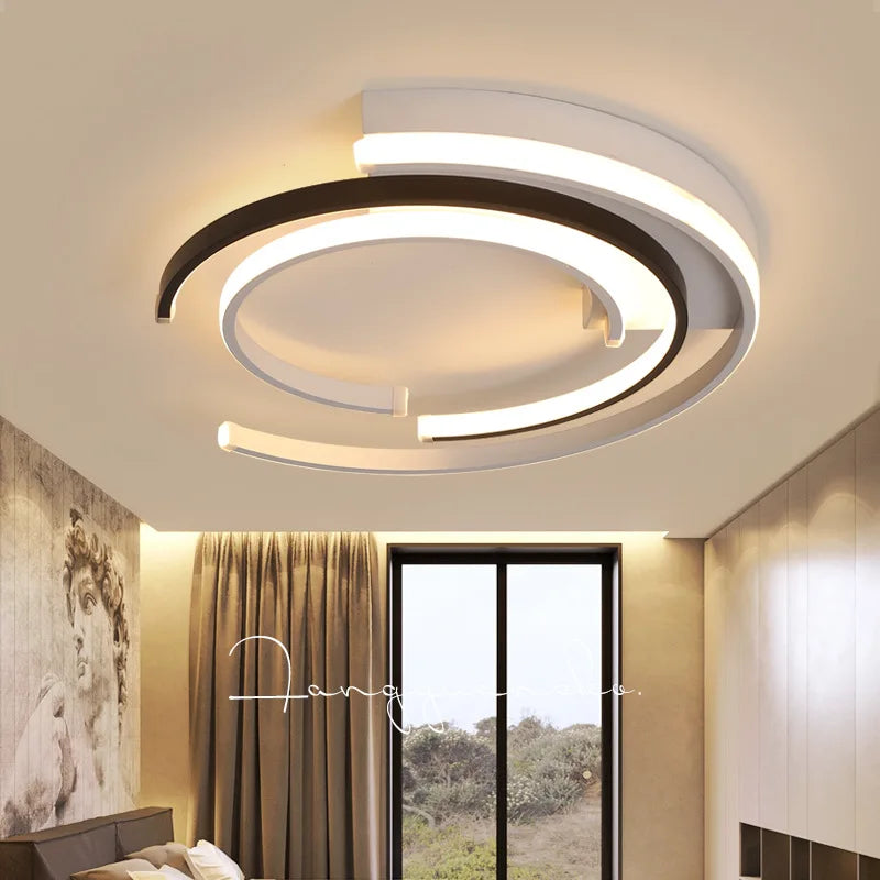 ArcLight – Verstellbare LED-Deckenleuchte Mit Klarem Look