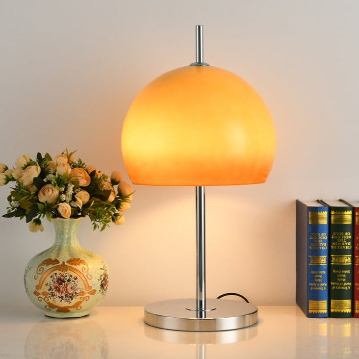 Moderne Bauhaus Tischlampe in Pilzform
