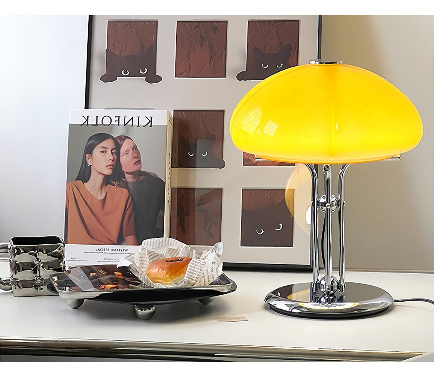 Moderne Bauhaus Tischlampe in Pilzform