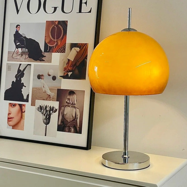Moderne Bauhaus Tischlampe in Pilzform