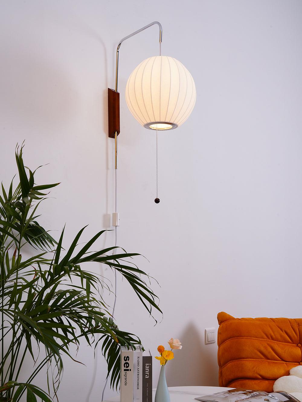 Dekorative Wandlampe im Laternenstil