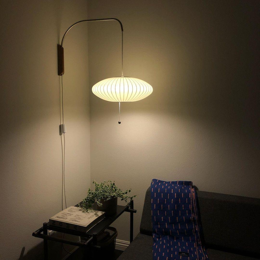 Dekorative Wandlampe im Laternenstil