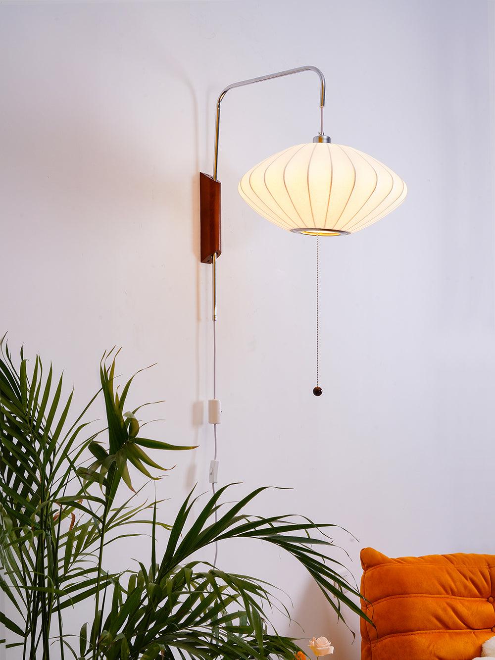 Dekorative Wandlampe im Laternenstil