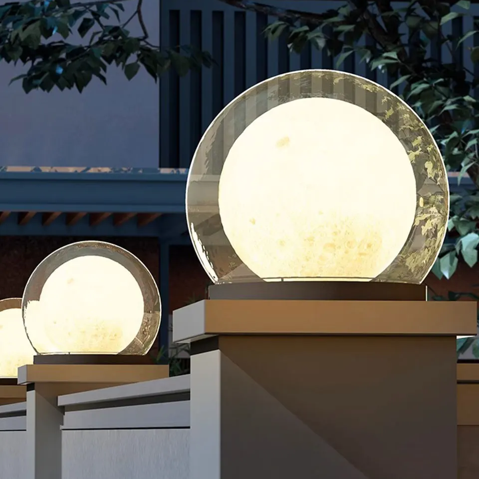Moderne Solar-Säulenleuchte | Monddesign