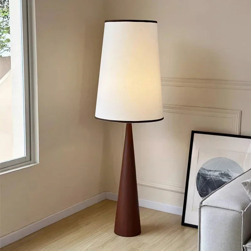 Natürliche Holz-LED Stehleuchte im Nordic Design