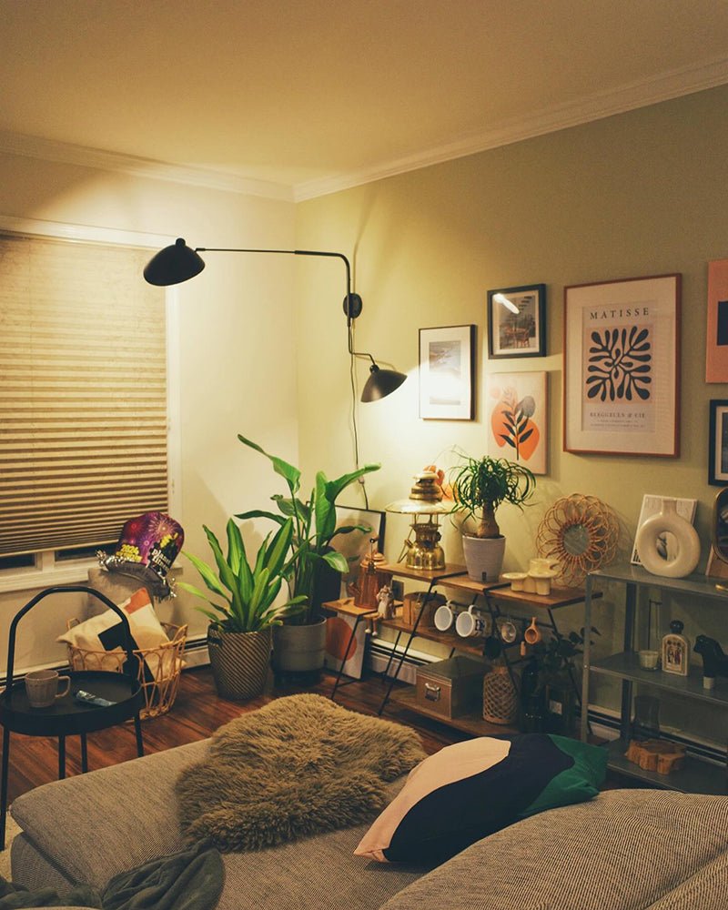 Minimalistische Verstellbare Wandleuchte mit Schwenkarm