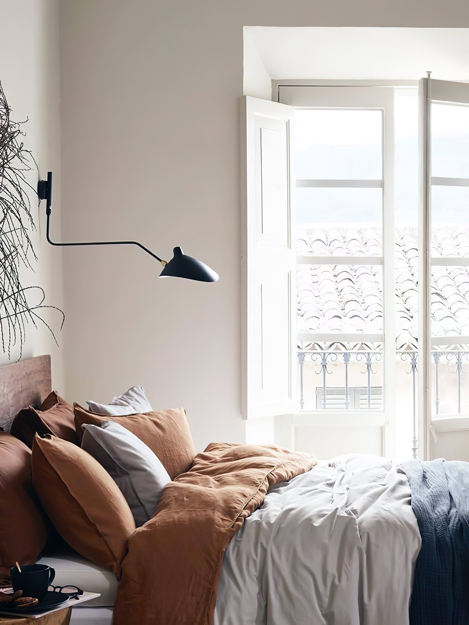 Minimalistische Verstellbare Wandleuchte mit Schwenkarm