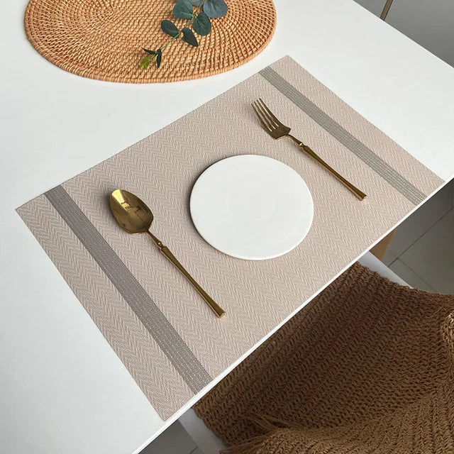 Schickes und funktionales Platzdeckchen-Set