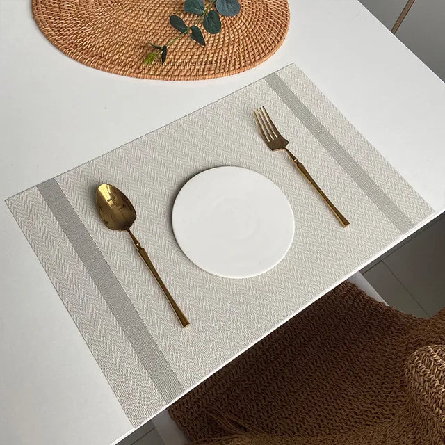 Schickes und funktionales Platzdeckchen-Set