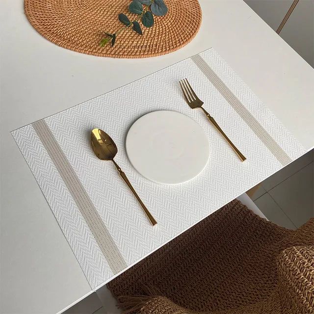 Schickes und funktionales Platzdeckchen-Set