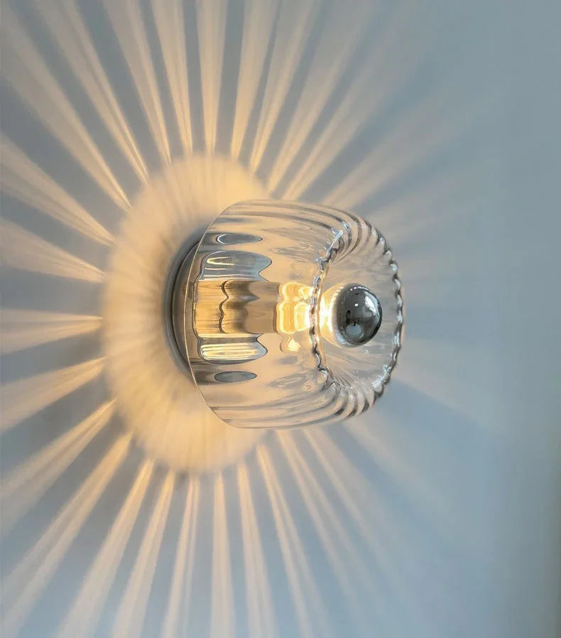 Architektur-Inspirierte Wandleuchte mit LED-Technik