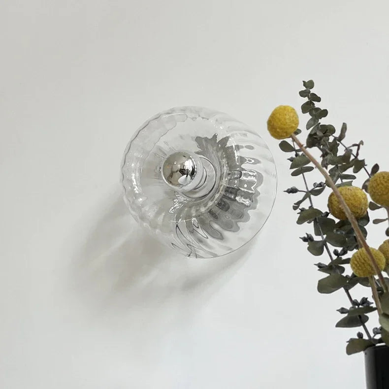 Architektur-Inspirierte Wandleuchte mit LED-Technik