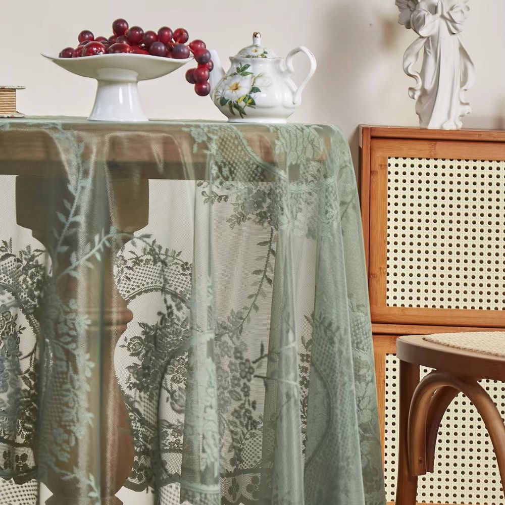 Transparente Spitzen-Tischdecke mit Rundem Blumen-Design