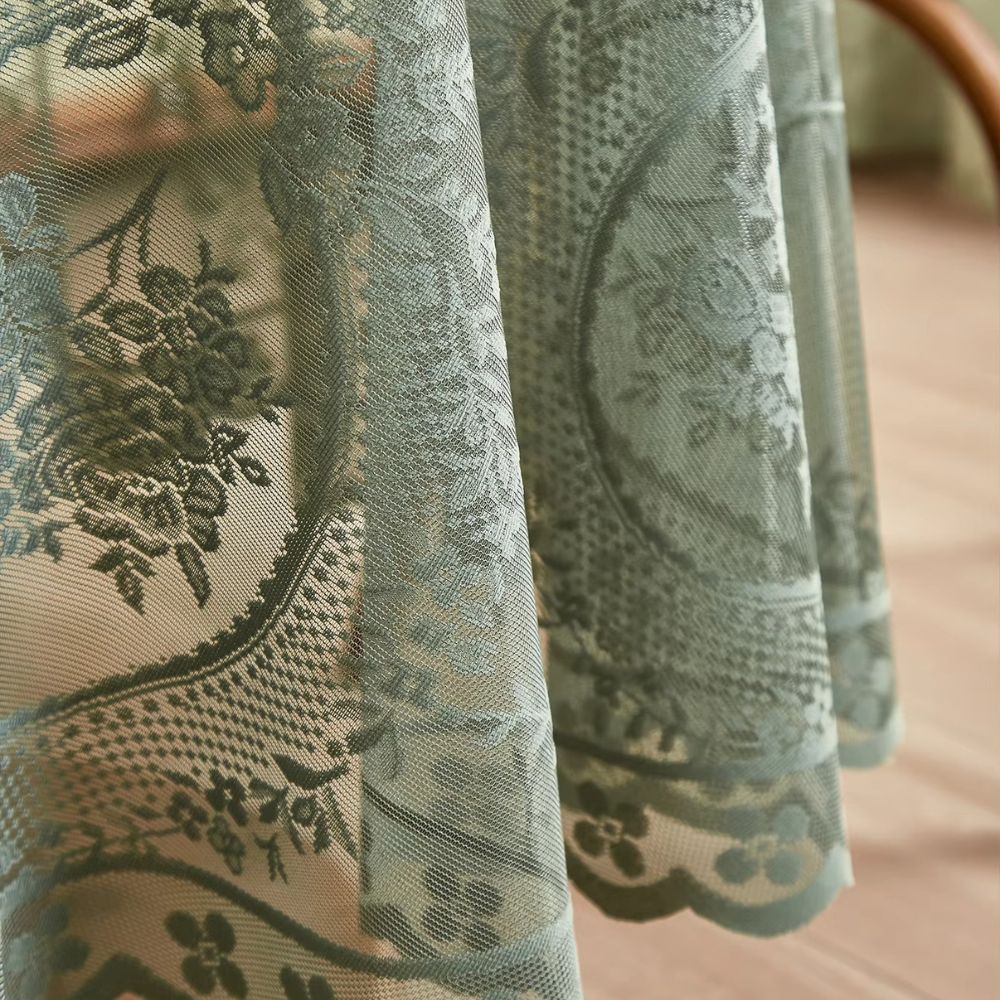Transparente Spitzen-Tischdecke mit Rundem Blumen-Design