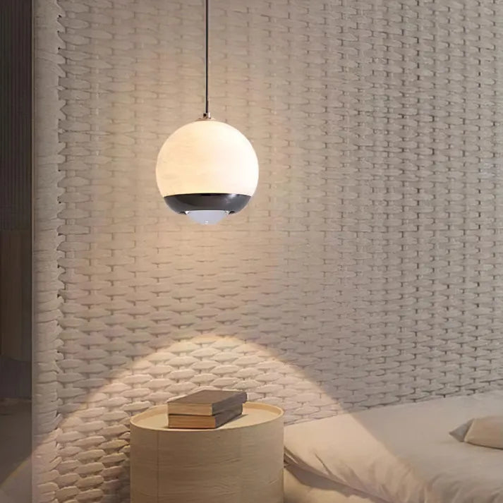 Pendelleuchte mit Marmor-Optik – Nordisch Inspirierte Kugel-Deckenlampe
