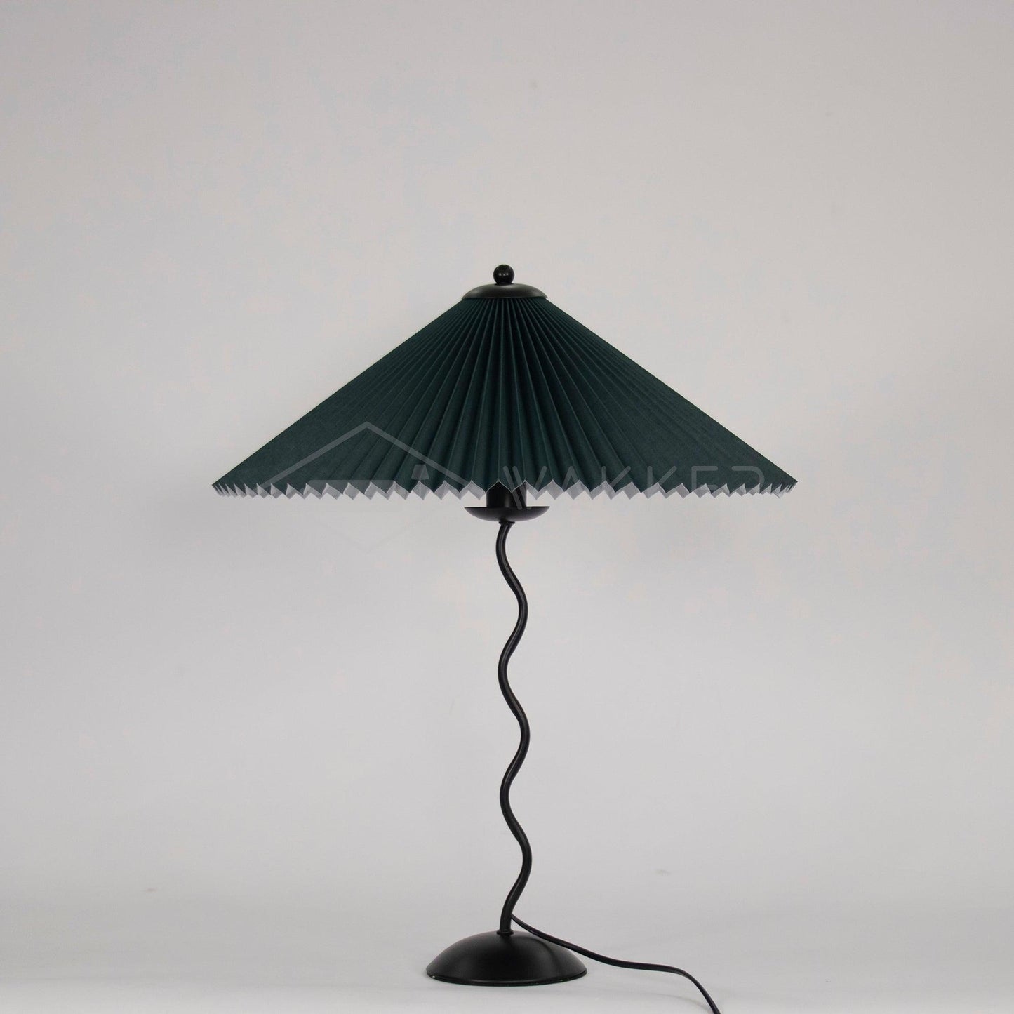 Tischlampe mit Plissiertem Stoffschirm