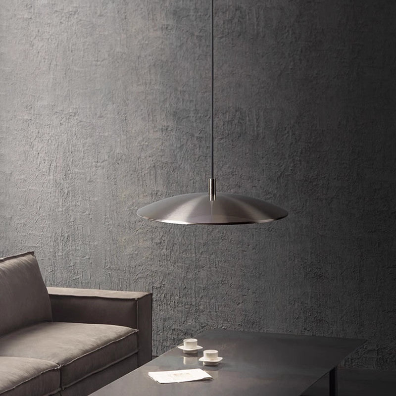 Industrielle LED Pendelleuchte aus Eisen und Nickel