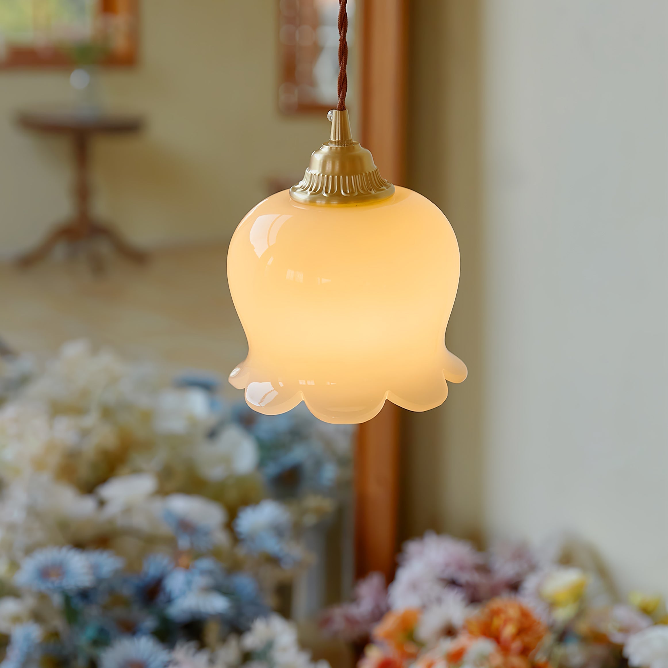 Blumenförmige Pendellampe – Sanftes Licht