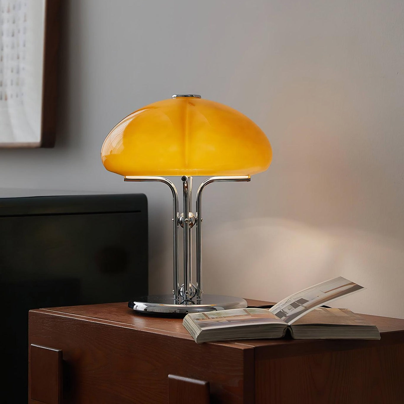 Moderne Bauhaus Tischlampe in Pilzform