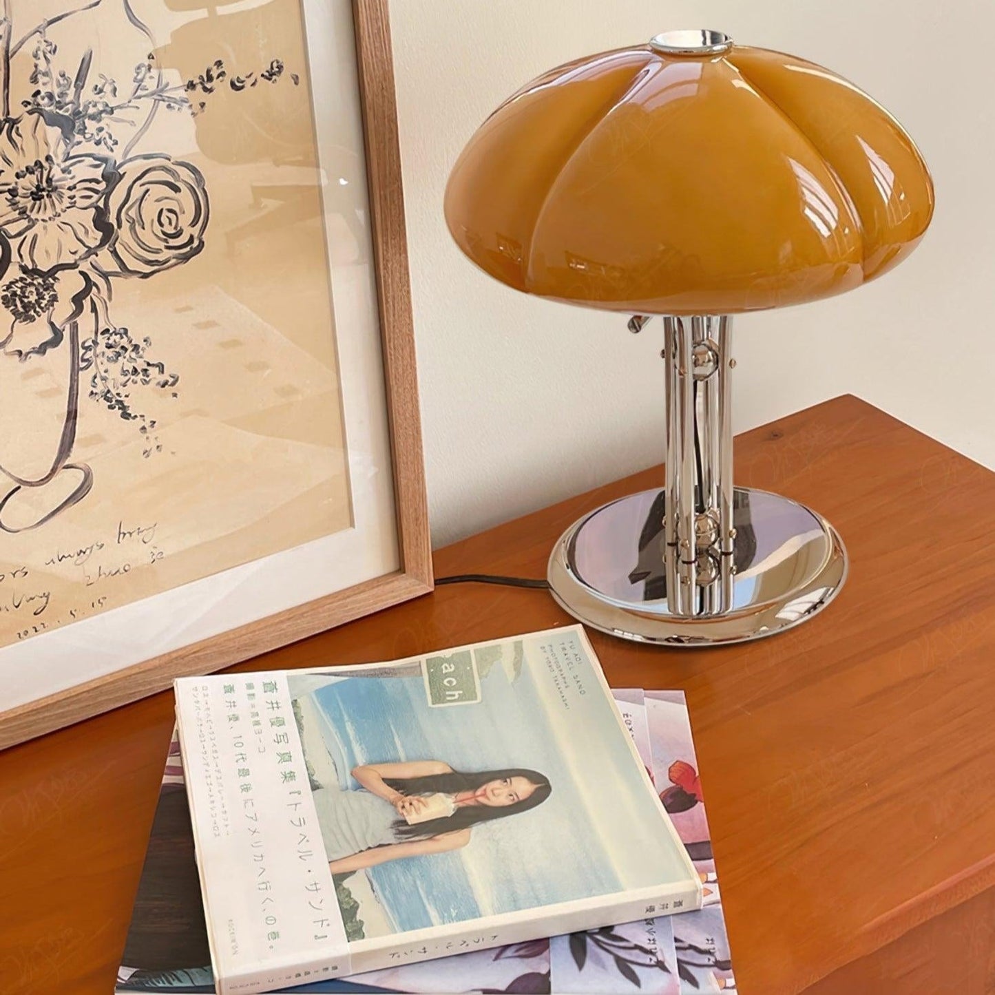 Moderne Bauhaus Tischlampe in Pilzform