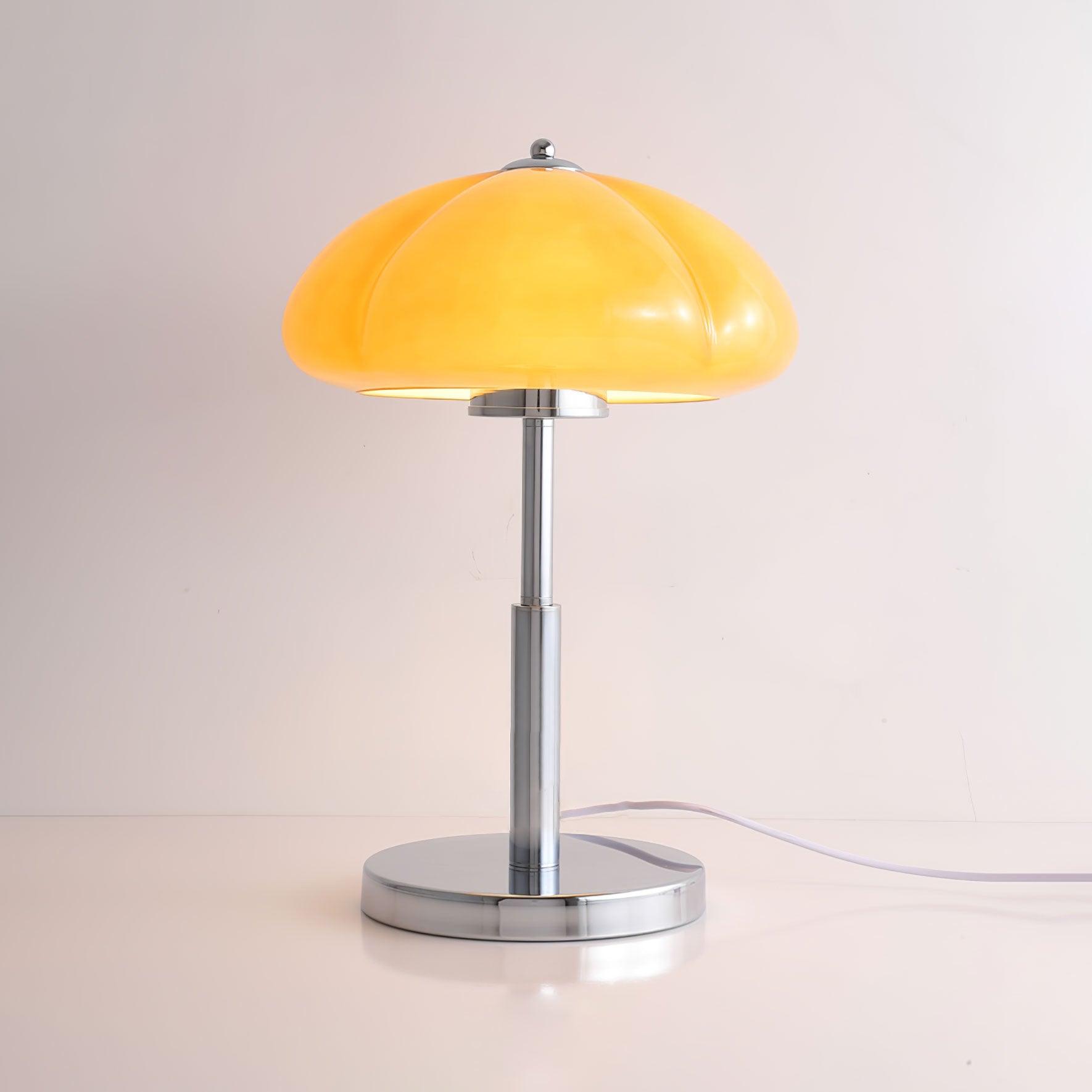 Moderne Bauhaus Tischlampe in Pilzform
