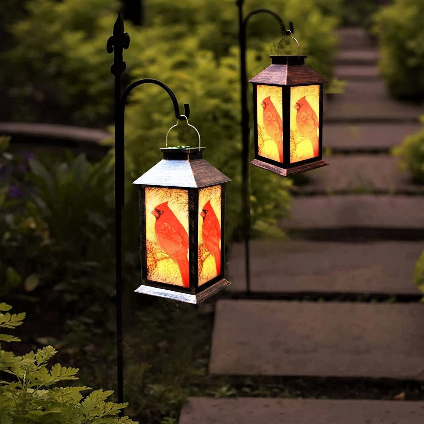 Laterne im Kardinal-Stil – Stimmungsvolle Lichtquelle