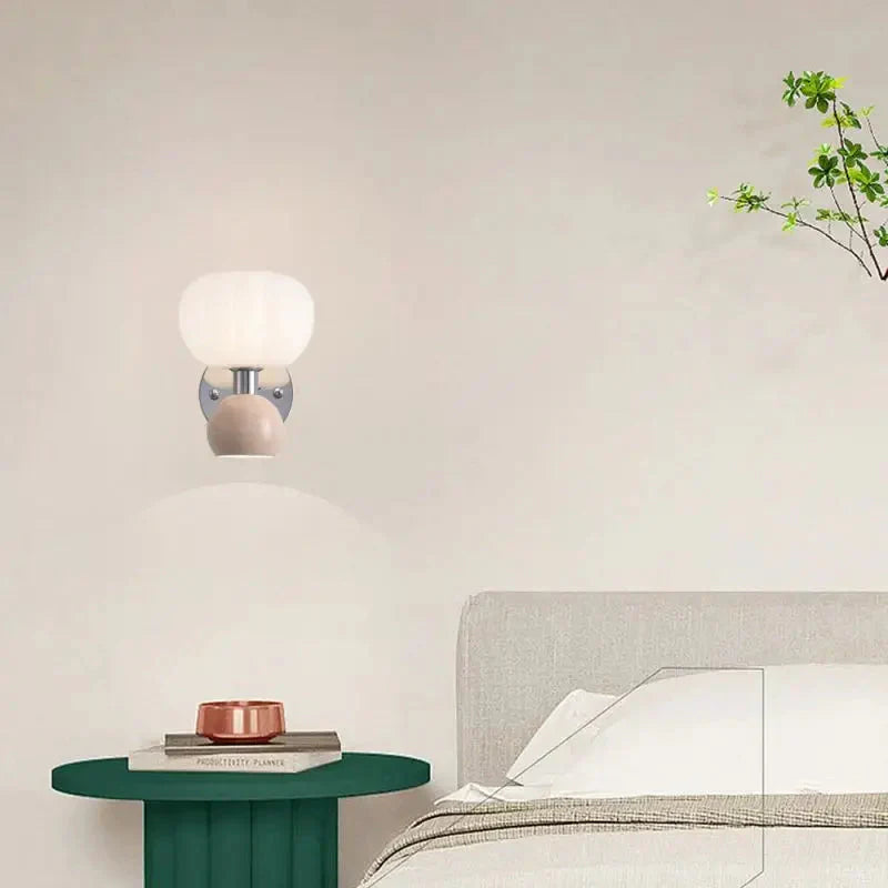 Bauhaus Wandlampe – Cremefarbene LED-Leuchte