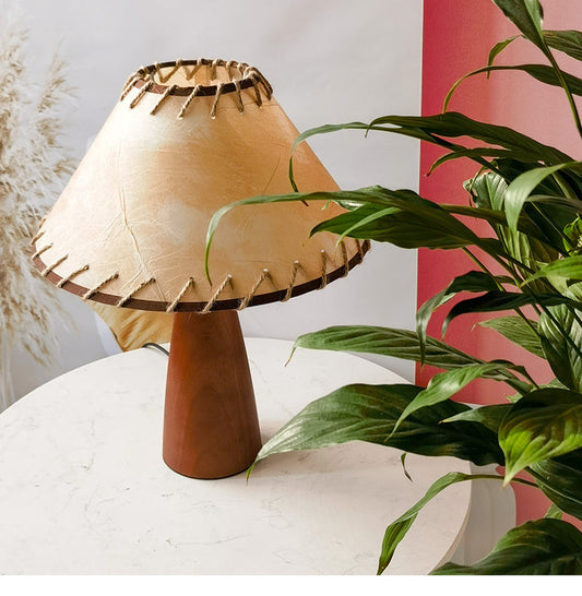 Vintage Massivholz Tischlampe