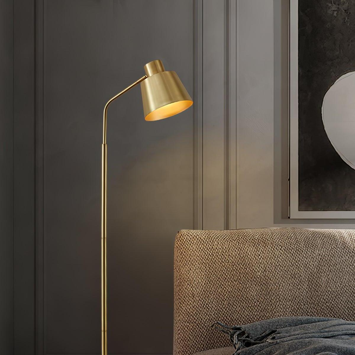 Zeitlose Standlampe im Skandinavischen Stil