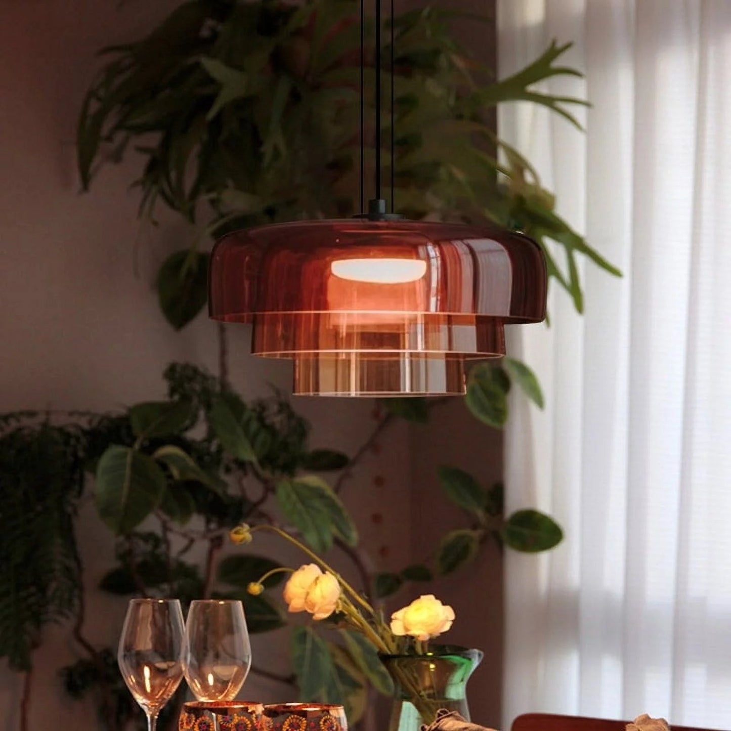 Hängelampe im skandinavischen Stil aus Milchglas