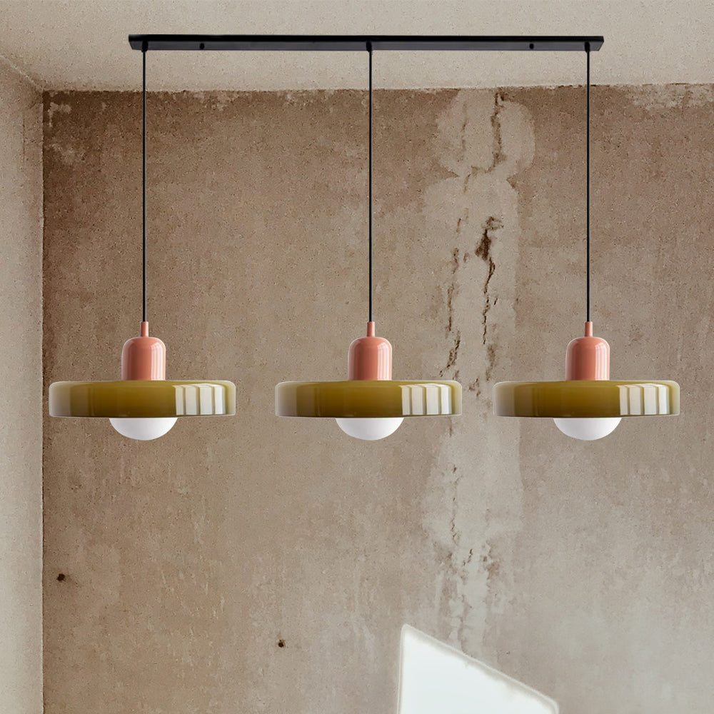 Moderne Bauhaus-Pendelleuchte mit 3 Köpfen und leuchtenden Glasschirmen