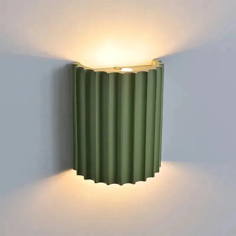 Wandleuchte Macaron – Farbige Eleganz für Deine Wand