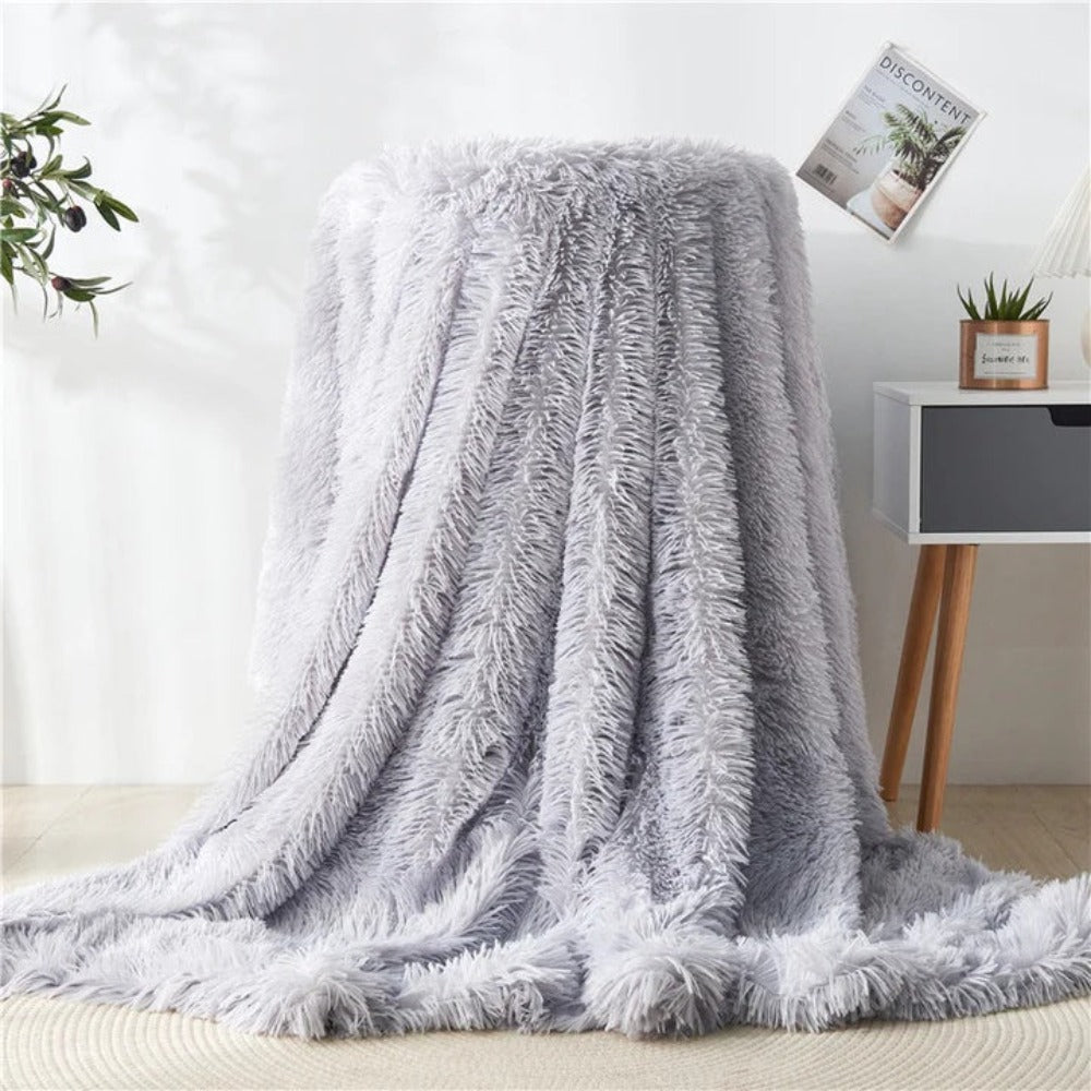 Fuzzy Decke aus Kunstfell – Superweich & Dekorativ