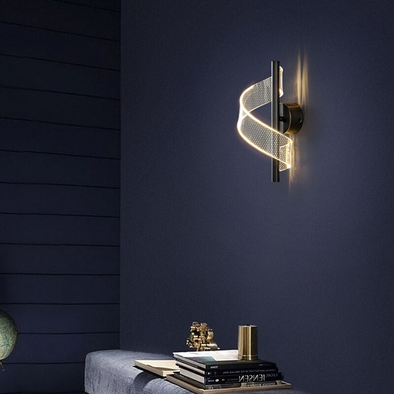 Glas-Wandleuchte mit traditionellem Kerzenhalter-Design
