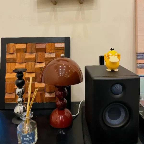 Helle Nordische Blütenknospenlampe