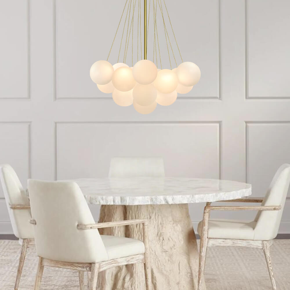 Zeitgenössischer Hängender Kronleuchter Mit Glaskugel-Design