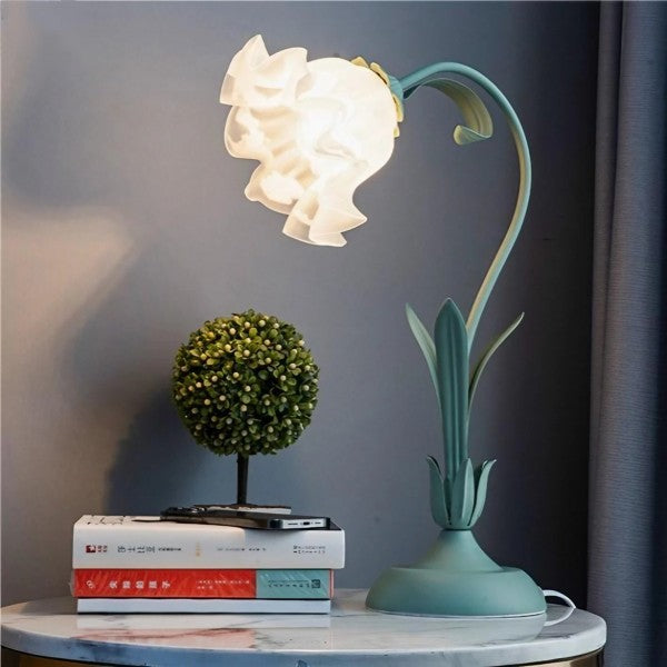 Romantische Vintage-Blumen-Tischlampe – Nostalgische Beleuchtung für gemütliche Räume
