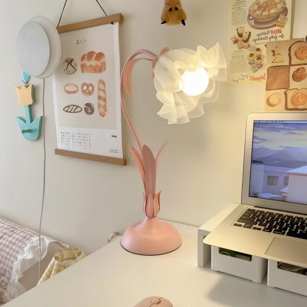 Romantische Vintage-Blumen-Tischlampe – Nostalgische Beleuchtung für gemütliche Räume