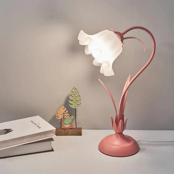 Romantische Vintage-Blumen-Tischlampe – Nostalgische Beleuchtung für gemütliche Räume