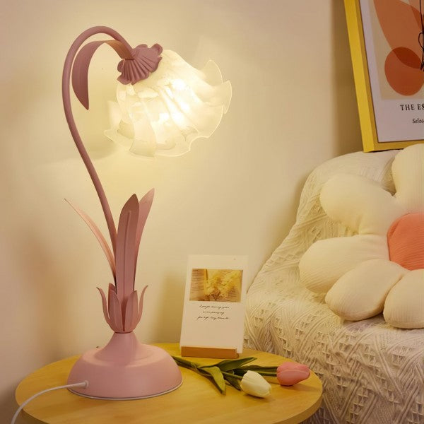 Romantische Vintage-Blumen-Tischlampe – Nostalgische Beleuchtung für gemütliche Räume