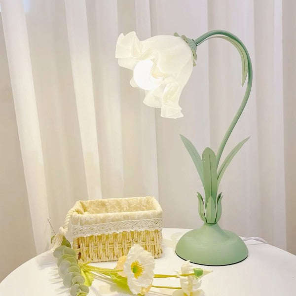 Romantische Vintage-Blumen-Tischlampe – Nostalgische Beleuchtung für gemütliche Räume