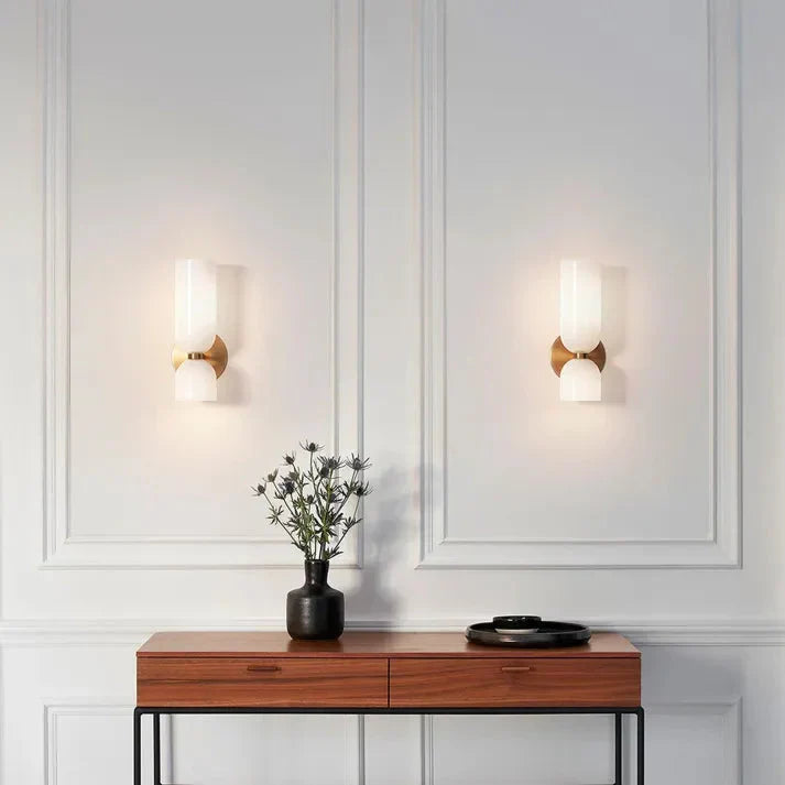 Moderne LED-Wandlampe mit Doppelkopf aus Glas